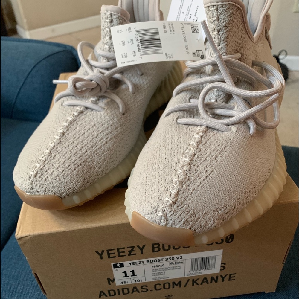 Yezzy boost 350 v2
